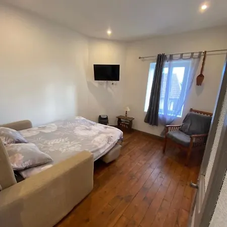 בית נופש Maison A La Campagne Grande Cuisine Tous Equipes, Grand Salon , 3 Avec Lits Doubles, Salle De Bain Et Toilettes